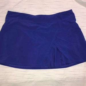 Athleta tennis skirt
